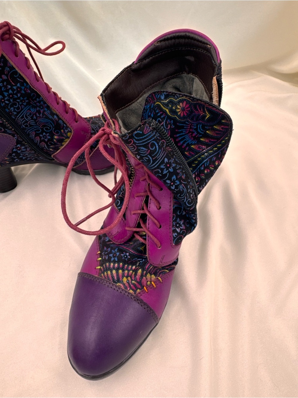 Metcandy "Timeless Grace" Floral Ankle Boots Size 39 - Picture 7 of 9